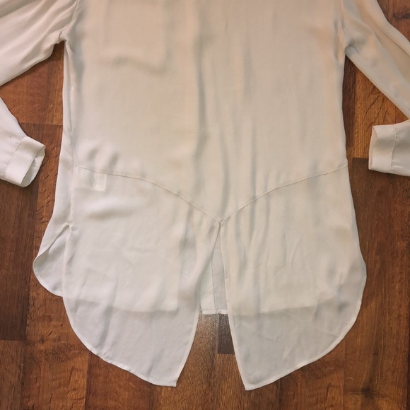 ‼️Silk Button Down Blouse Top - Picture 2 of 10